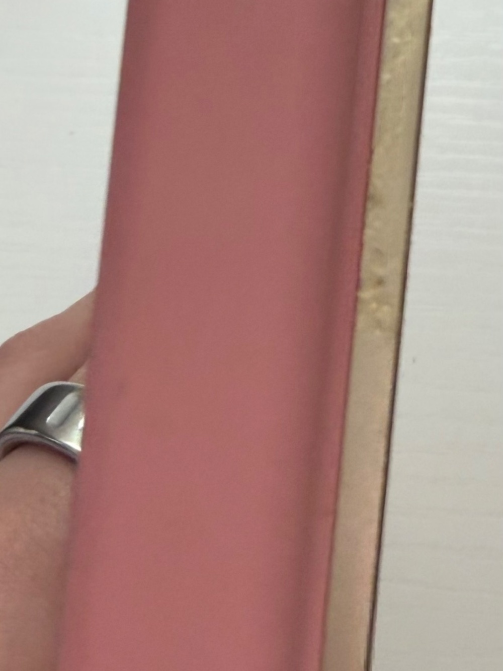 Kate Spade iPhone 17 Pro Max case - Picture 5 of 5